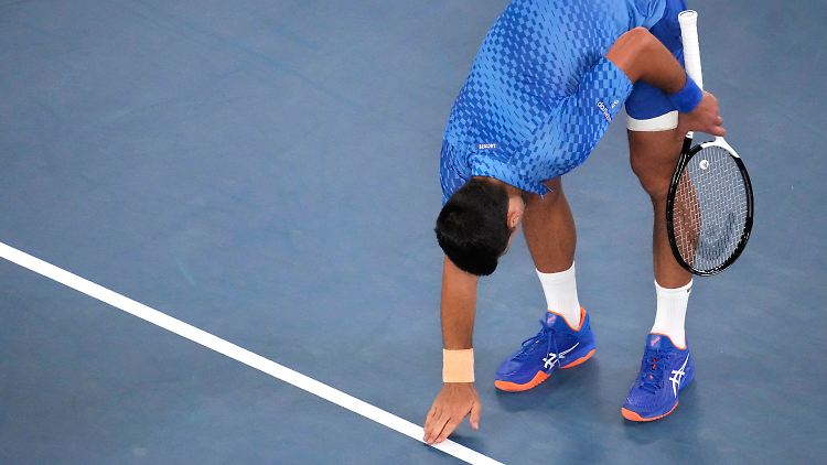 Novak Djokovic litt mächtig auf dem Court.