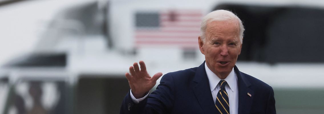 2023-01-19T145027Z_1707837036_RC2LTY909VNQ_RTRMADP_3_USA-WEATHER-BIDEN.JPG