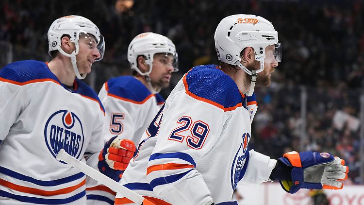 Leon Draisaitl ist mit seinen Oilers auf dem Weg nach oben.