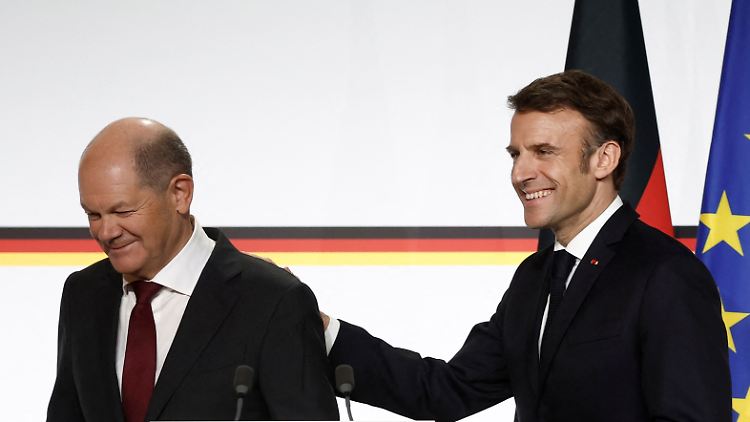 Deutsch-französische Freundschaft: Macron und Scholz in Paris.