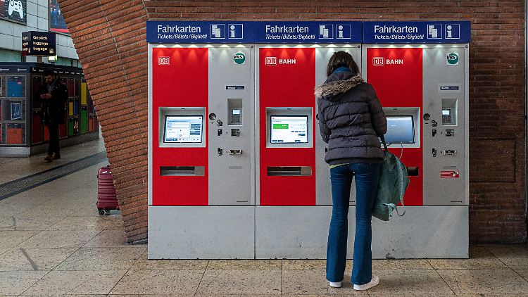 So schnell wie möglich soll das 49-Euro-Ticket kommen. Aber wann genau?