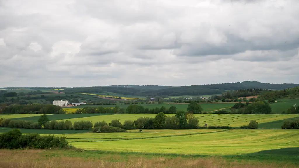 Die-Wetterprognosen-fuer-die-kommende-Woche-sind-durchwachsen-Puenktlich-zum-Wochenende-soll-sich-die-Witterung-allerdings-verbessern