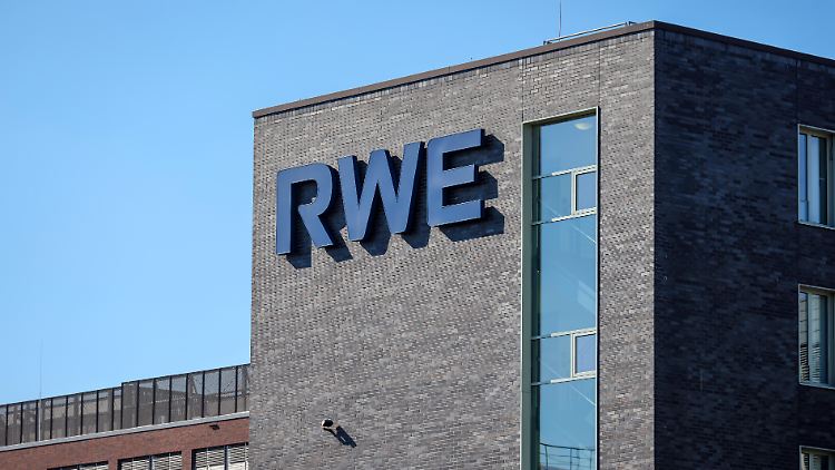 Gerade zum Jahresende habe man höhere Gewinne erzielt als erwartet, teilte RWE mit.