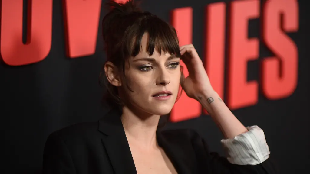 Zuletzt-spielte-Stewart-die-Hauptrolle-im-Krimi-Love-Lies-Bleeding-unter-der-Regie-von-Rose-Glass