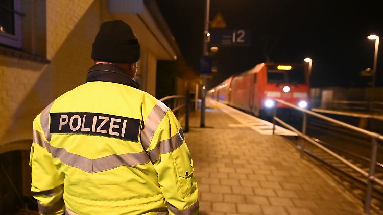 Zwei Menschen kamen bei dem Messerangriff am Mittwoch ums Leben.