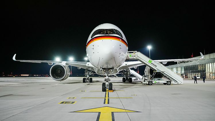 Der Regierungsflieger "Konrad Adenauer" wird 960 Stundenkilometer schnell.
