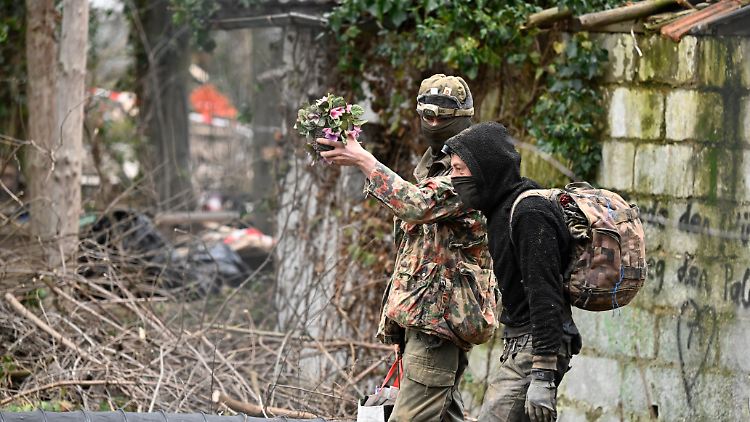 Die beiden Tunnelgräber mussten keine Personalien angeben. 