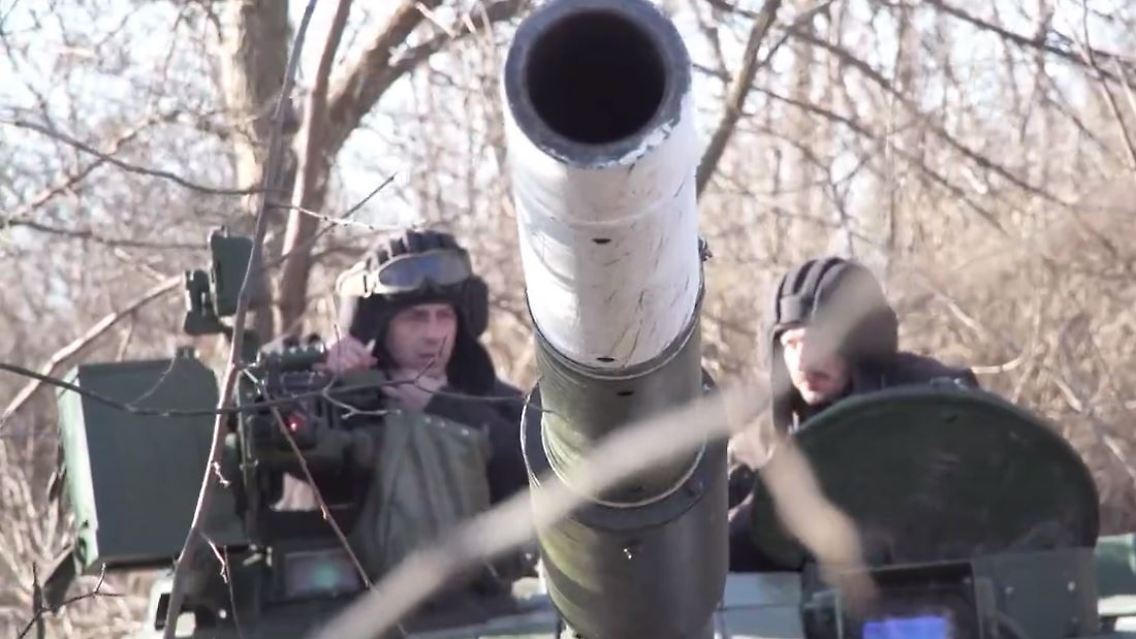 Panzereinheit-donbass.JPG