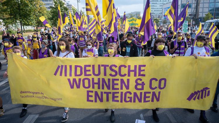 59,1 Prozent der Berlinerinnen und Berliner stimmten in einem Volksentscheid für die Enteignung großer Wohnungsunternehmen.