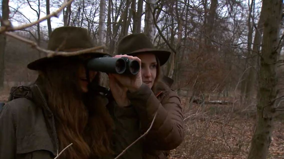 frauen-jagd.JPG
