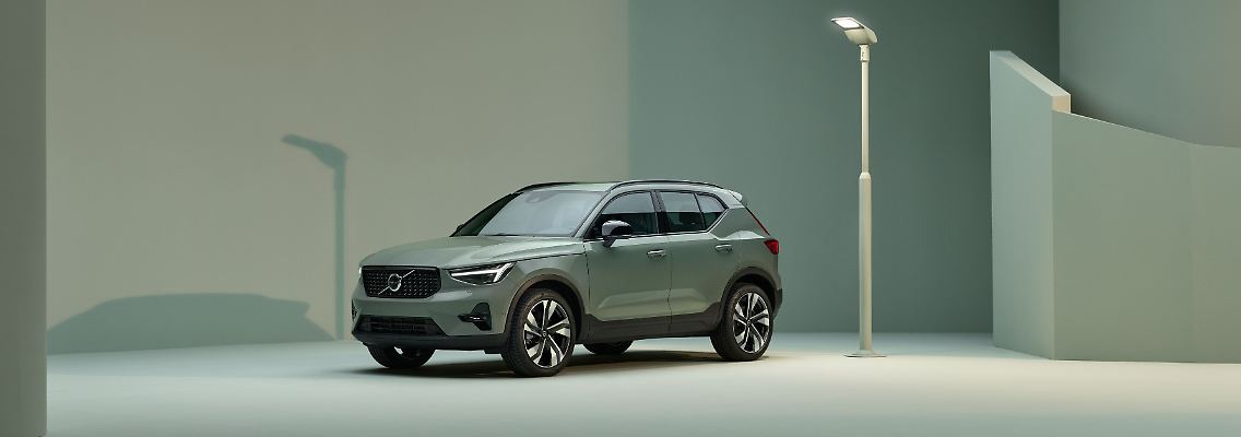 Volvo_XC40_B4_VOSE.jpg