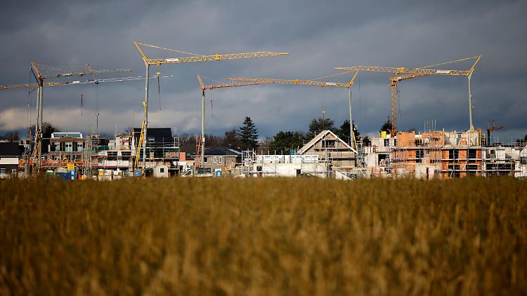 Bis Sonntagabend waren nach Angaben des Bundesfinanzministeriums nur 68,9 Prozent der erwarteten Erklärungen abgegeben worden.