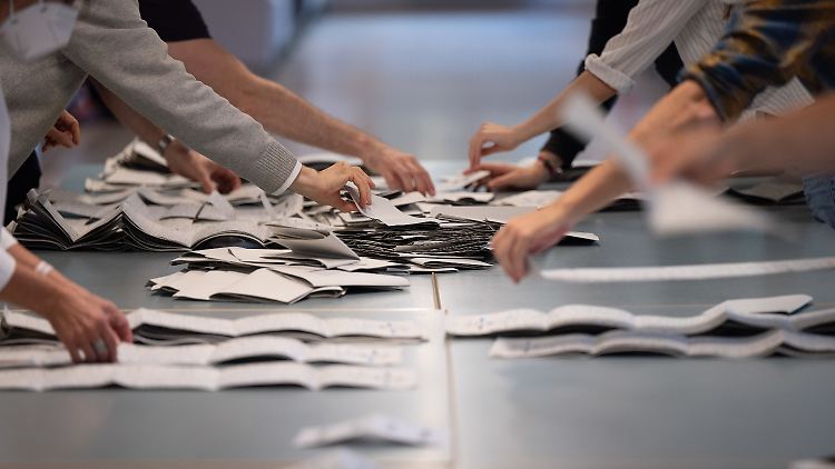Die Wahl im Herbst 2021 wurde wegen zahlreicher Unregelmäßigkeiten für ungültig erklärt.
