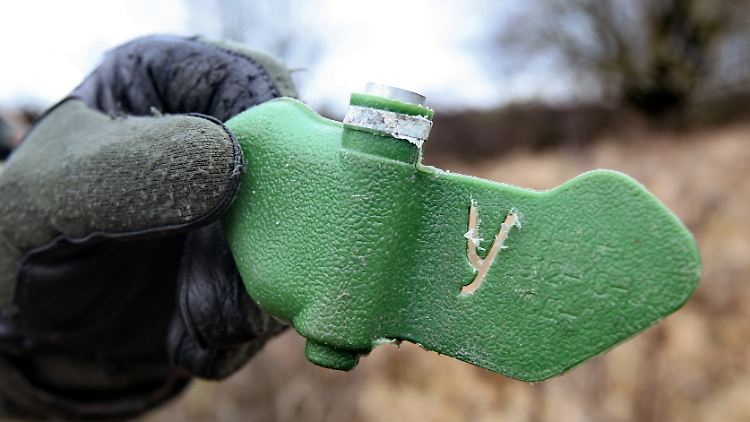 Human Rights Watch wirft der Ukraine die Verwendung dieser Antipersonenminen (Schmetterlingsminen) vor. 
