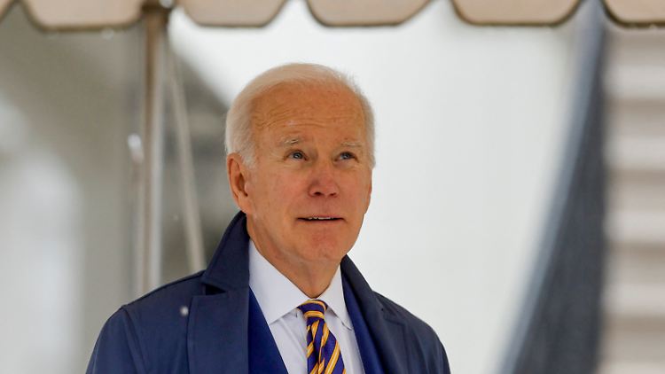 Könnte seine Papier besser im Griff haben: US-Präsident Biden unter Druck. 