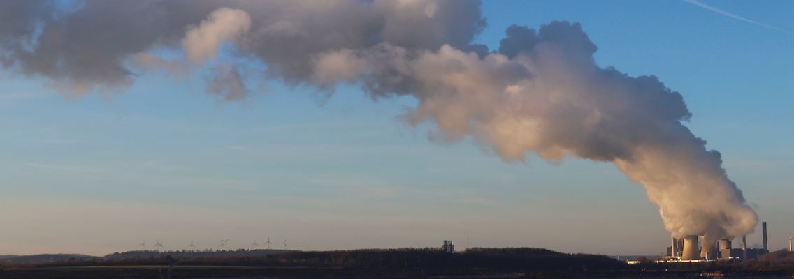 2023-01-17T082940Z_133886778_RC28SY9I7GNS_RTRMADP_3_CLIMATE-CHANGE-GERMANY-PROTEST.JPG