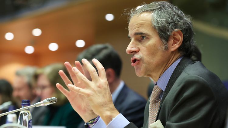 In der Vorwoche warnt IAEA-Chef Grossi im EU-Parlament, dass der Iran bereits über ausreichend Uran für die Herstellung von Atomwaffen verfüge. 