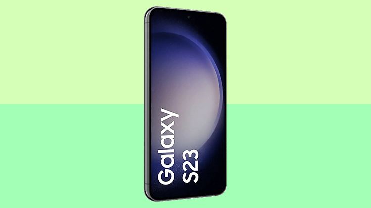 Brandneu und schon im Angebot: Mit Vertrag gibt es das Samsung Galaxy S23 zu guten Konditionen.