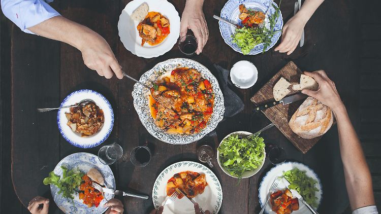 Gemeinsam kochen und essen - wunderbar!