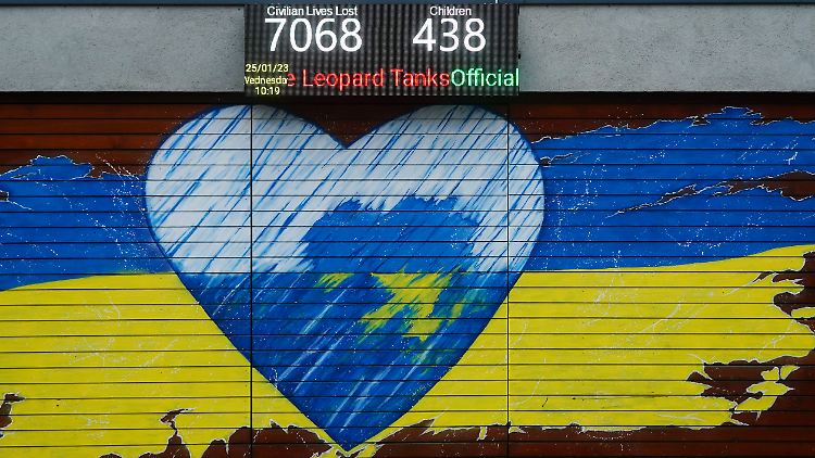 Seit fast einem Jahr verteidigt die Ukraine ihr Land gegen die russische Invasion.