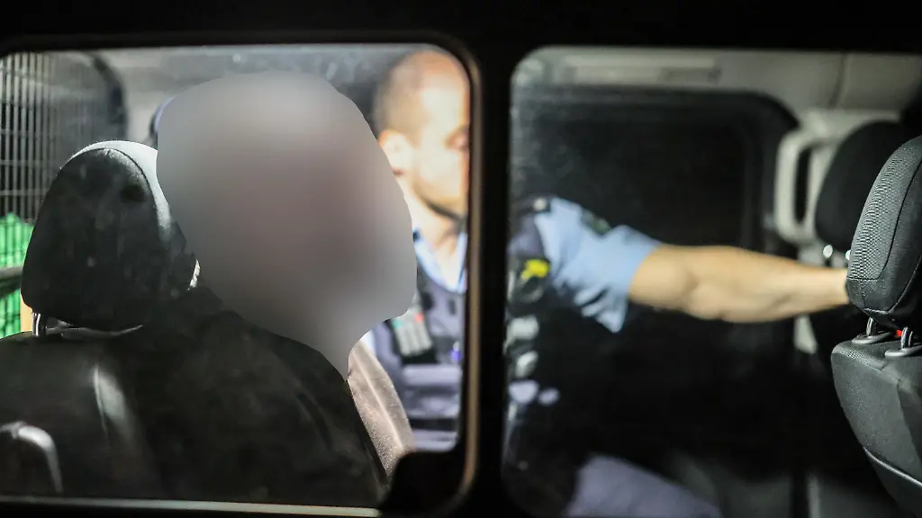 575d281c85f48872b6b3c5def2bc016e