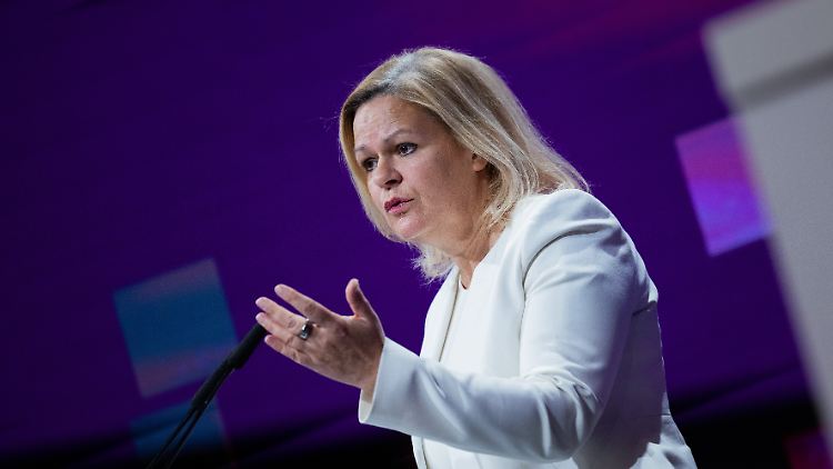 Erwartungsgemäß will sich Innenministerin Faeser an die Spitze des hessischen SPD-Wahlkampfs stellen.