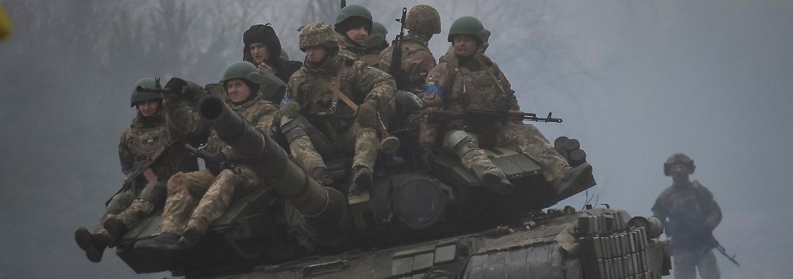 2023-01-20T131854Z_435354303_RC29UY9HS69M_RTRMADP_3_UKRAINE-CRISIS-CHORNOBYL-DRILLS.JPG