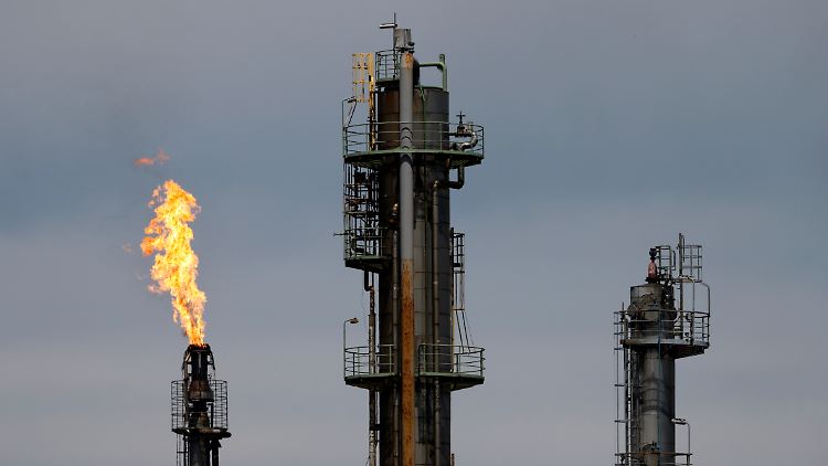 Öl- und Gas-Konzerne haben bei vielen jungen Menschen kein gutes Image.