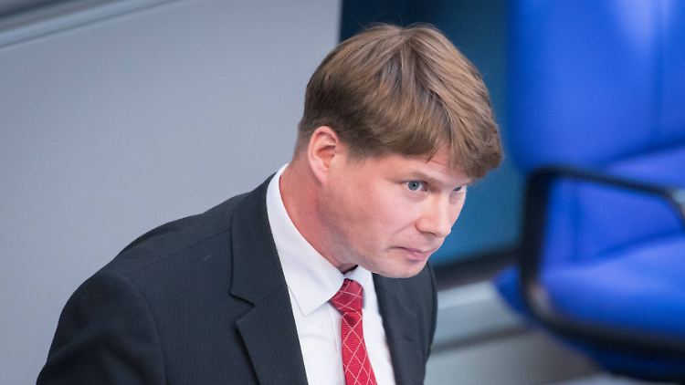 Steffen Kotré ist seit 2013 Mitglied in der AfD.