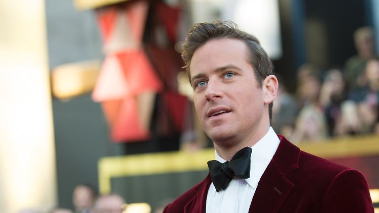 Er ist wieder da: Armie Hammer.