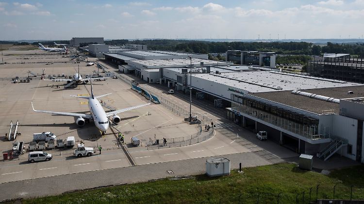 Der Flughafen schmückt sich mit dem Namen "Frankfurt", liegt aber mehr als 100 Kilometer von der Main-Metropole entfernt.