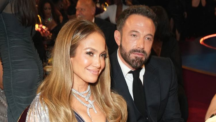Zumindest Ben Affleck wäre am Sonntagabend offenbar lieber woanders gewesen.