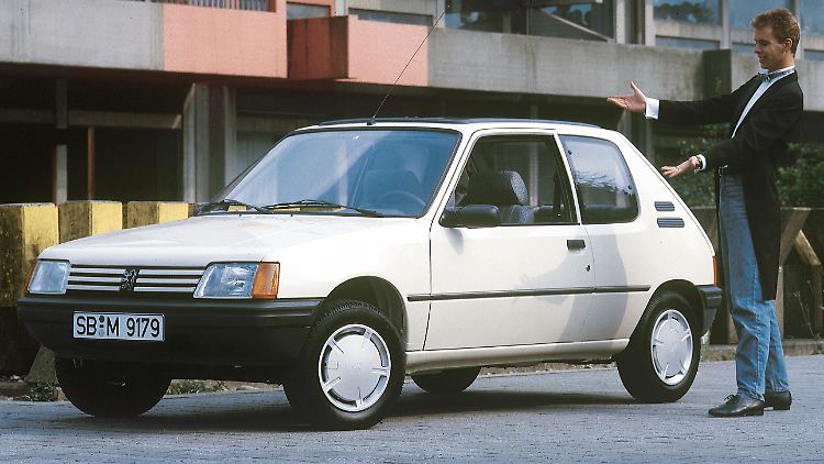 Ähnlich wie der Golf zehn Jahre zuvor VW gerettet hatte, sollte der Peugeot 205 die Franzosen in die Zukunft führen.