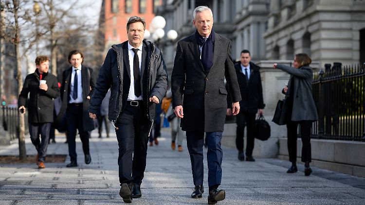 Habeck und Le Maire ziehen eine positive Bilanz ihrer Gespräche - was auch sonst. Handfeste Ergebnisse gibt es bislang aber nicht.