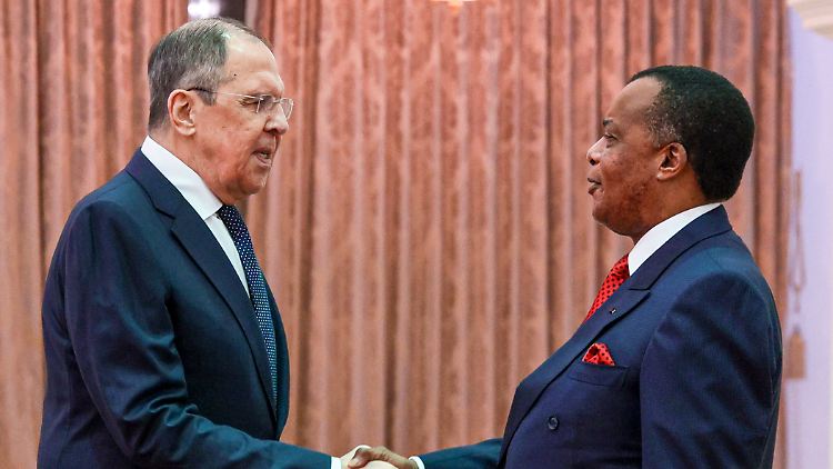 Es ist eine Charmeoffensive ohnegleichen: Der russische Chefdiplomat Lawrow hat bereits zahlreiche Besuche auf dem afrikanischen Kontinent hinter sich.