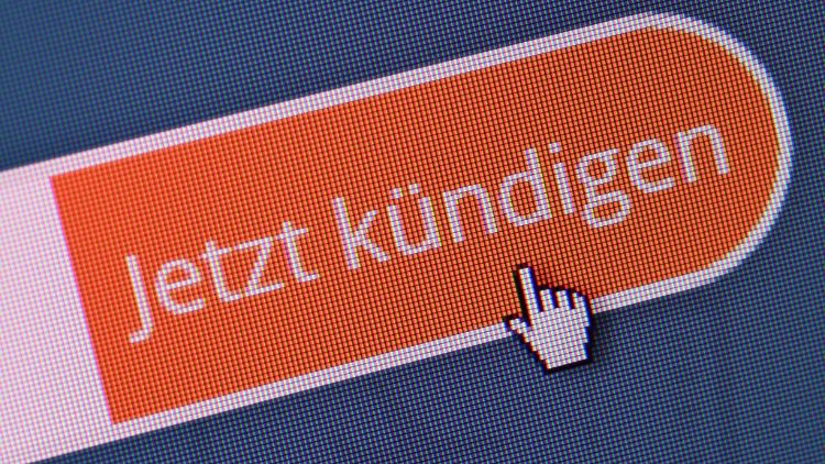 Es kann so einfach sein: Unternehmen, bei denen man online Verträge abschließen kann, müssen seit Juli 2022 im Kundenbereich auch einen Button zum einfachen Kündigen anbieten.
