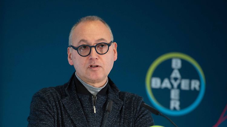 Baumann tritt Ende Mai vorzeitig bei Bayer ab.