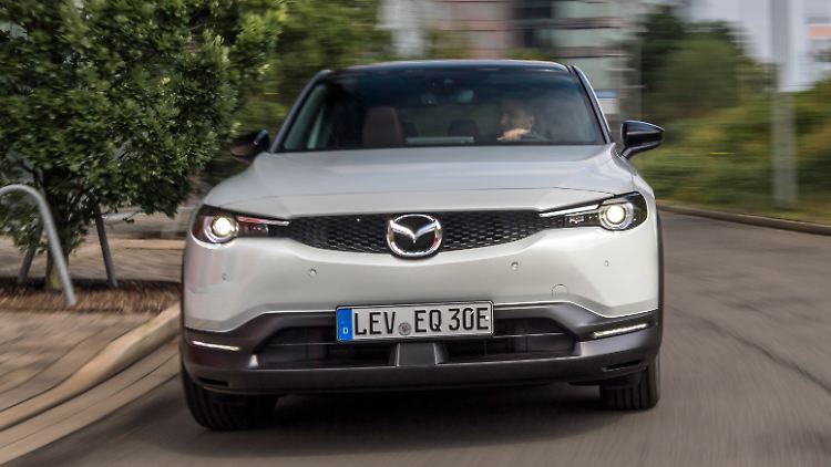 Der Mazda MX-30 ist ein E-Mobil für die Stadt.