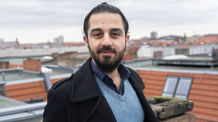 Tareq Alaows ist flüchtlingspolitischer Sprecher von der Menschenrechtsorganisation "Pro Asyl".