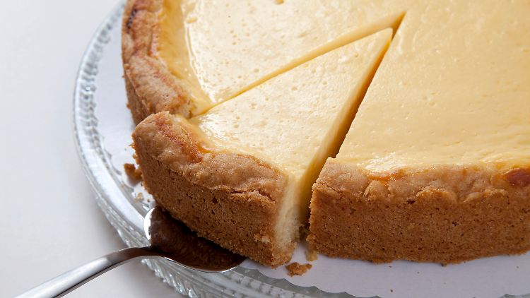 Der Kuchen war mit dem Stoff Phenazepam versehen, ein in der Sowjetunion entwickeltes Betäubungsmittel, teilten Experten später mit.