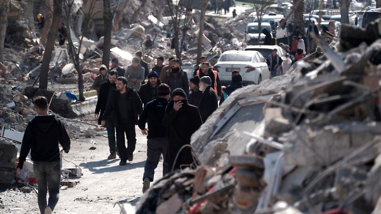 Das Beben im Südosten der Türkei könnte eine grausame Vorwarnung für Istanbul sein. In der Großstadt leben rund 20 Millionen Menschen.