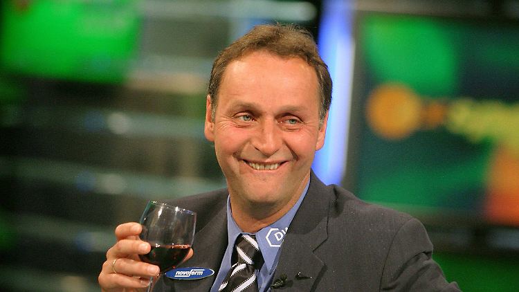 Peter Neururer ist ganz oben angekommen.
