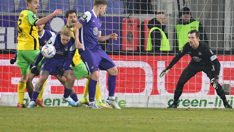 Marvin Stefaniak hat ihn - mit beiden Händen.