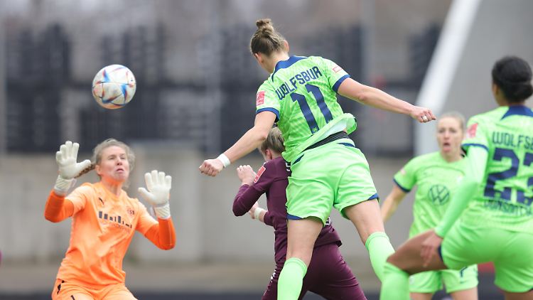 Alexandra Popp setzte ihren VfL Wolfsburg erfolgreich in die Spur.