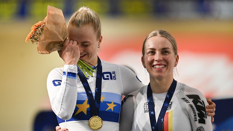 Lea Sophie Friedrich (l.) und Emma Hinze holen Gold und Bronze im Keirin.