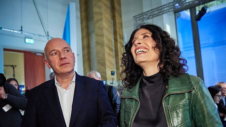 Bettina Jarasch von den Grünen ist im Berliner Koalitionspoker das Zünglein an der Waage.