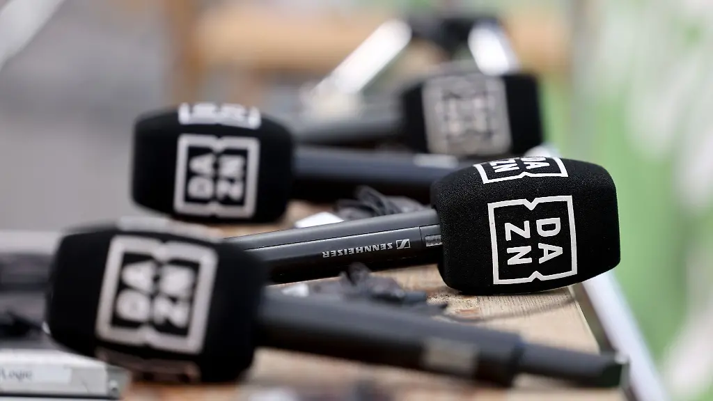 Der-Internet-Sportsender-DAZN-nimmt-einen-jahrelangen-Rechtsstreit-mit-der-DFL-in-Kauf