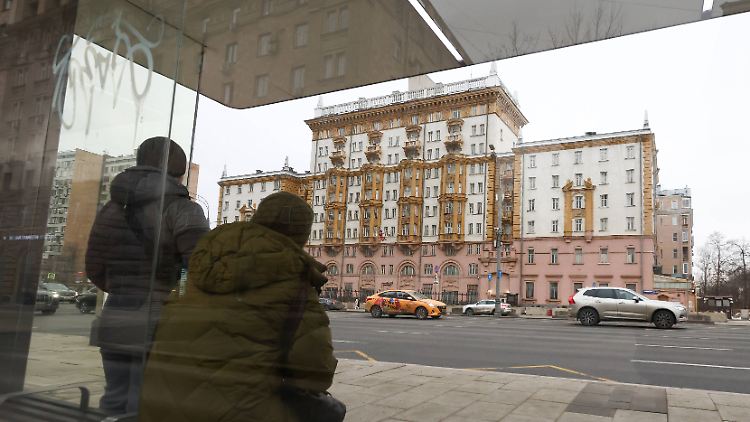 Die US-Botschaft erklärt, dass sie nur begrenzte Möglichkeiten hat, um, Amerikanern in Russland zu helfen.