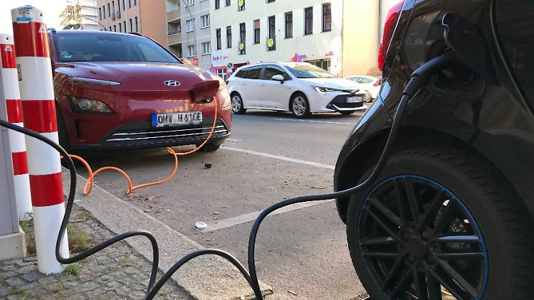 Die mangelnde Ladeinfrastruktur bestärkt viele Menschen in ihrer Ablehnung.