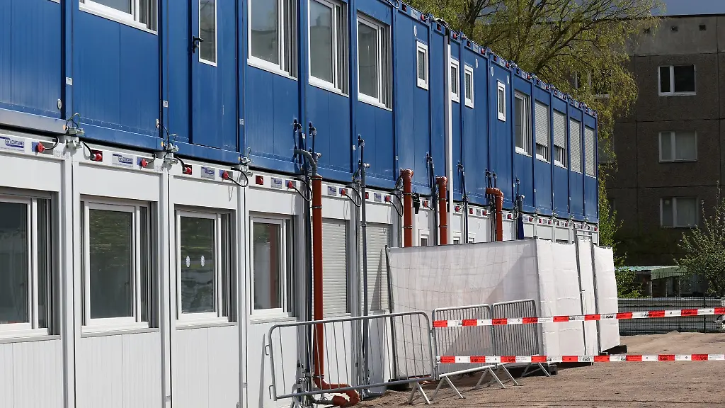 Tag-der-offenen-Tuer-in-Gefluechtetenunterkunft